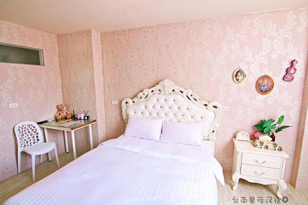星夜神農 Apartment Tainan Luaran gambar